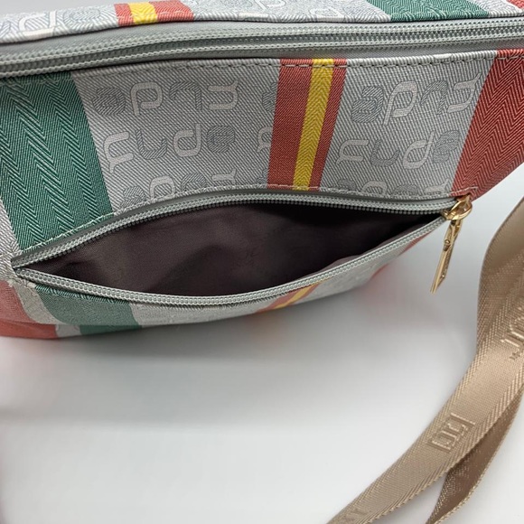 Jovanni Crossbody Messenger Multicolor Light Bag - Picture 11 of 11